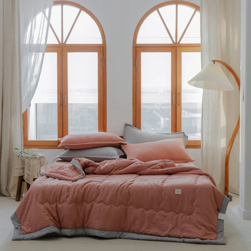 Cotton-Polyester Quilted Summer Blanket – Lightweight Luxury Bedding