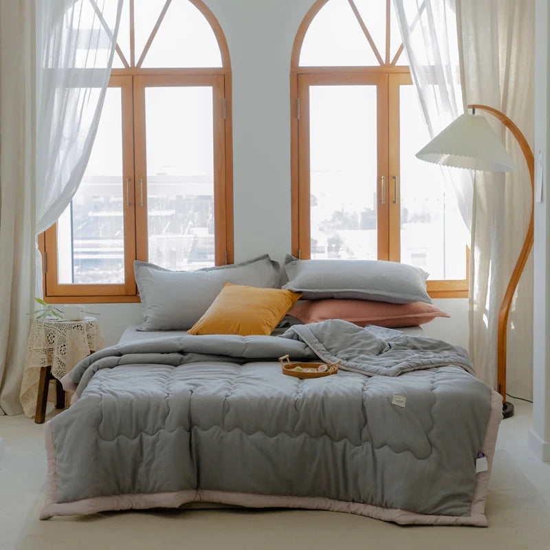 Cotton-Polyester Quilted Summer Blanket – Lightweight Luxury Bedding