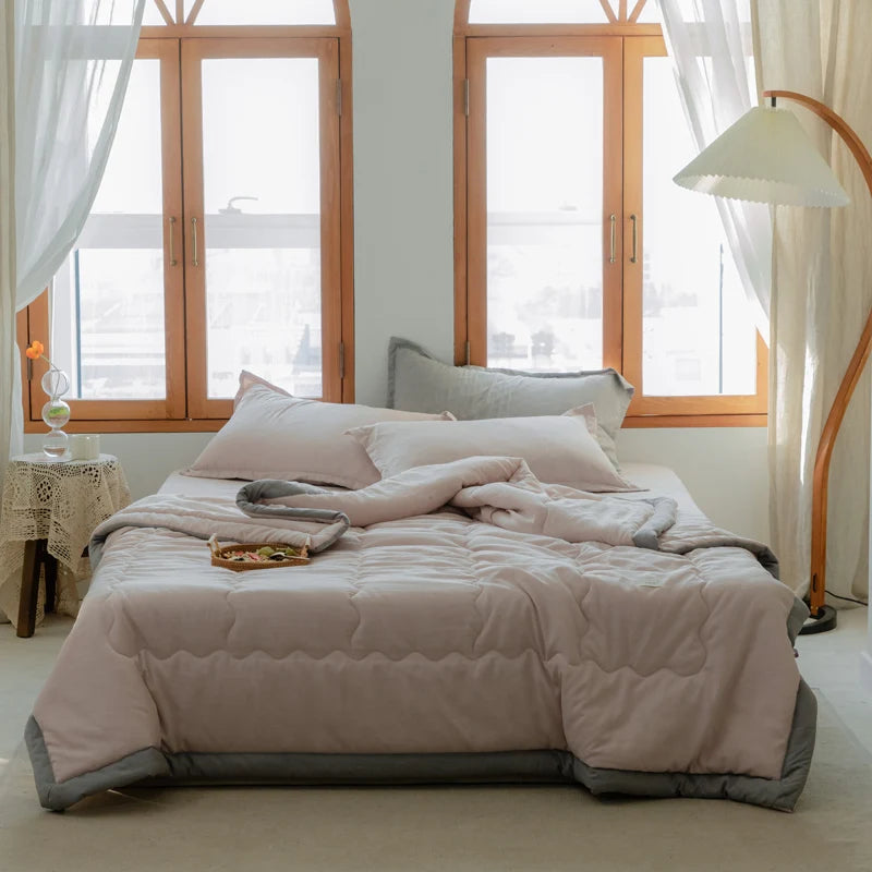 Cotton-Polyester Quilted Summer Blanket – Lightweight Luxury Bedding