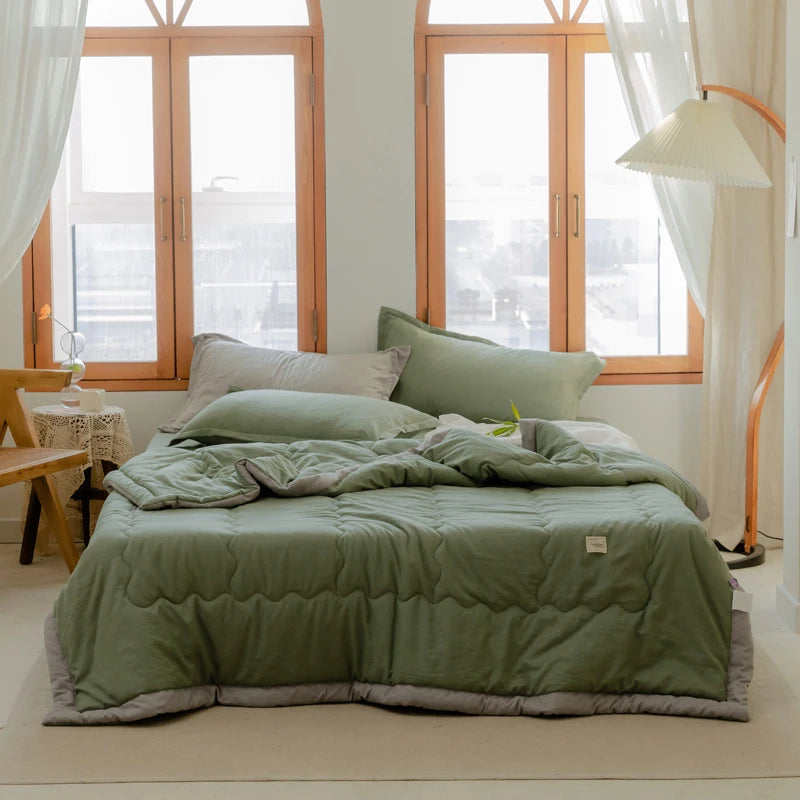 Cotton-Polyester Quilted Summer Blanket – Lightweight Luxury Bedding
