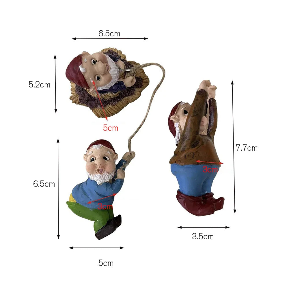 Creative Garden Statue Middle Finger White Beard Dwarf Ornament Courtyard Dwarf Suitable for Home Courtyard Garden Decoration