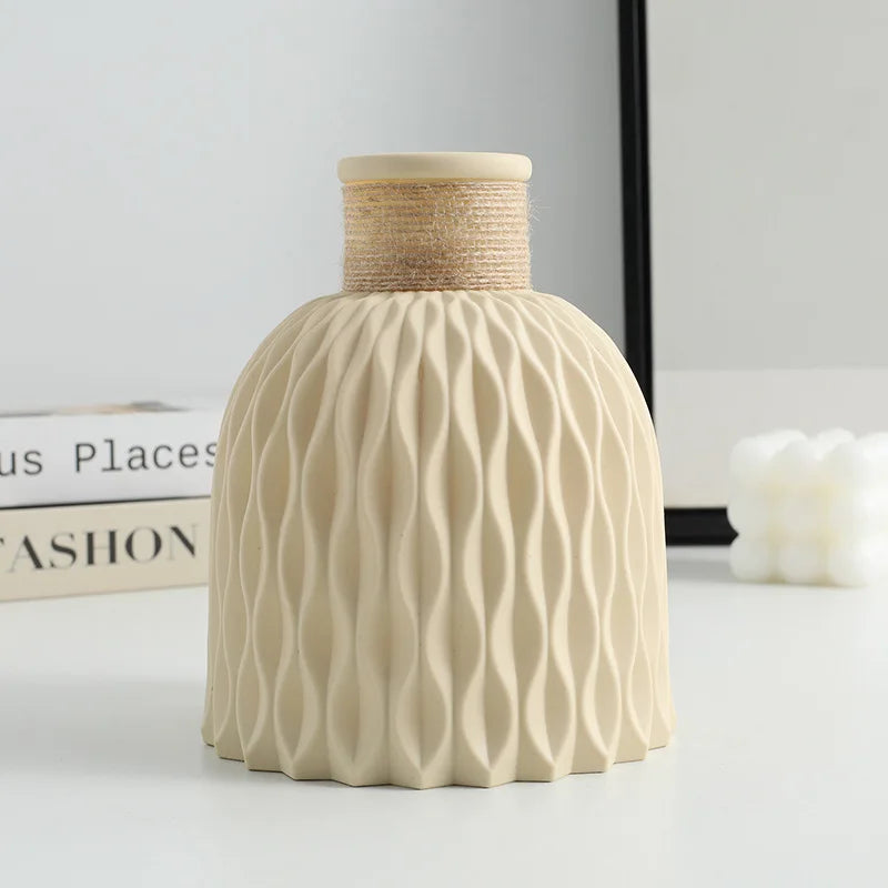 Water Ripple Vase – Small Twine Plastic Flower Pot for Scandinavian Home Decor